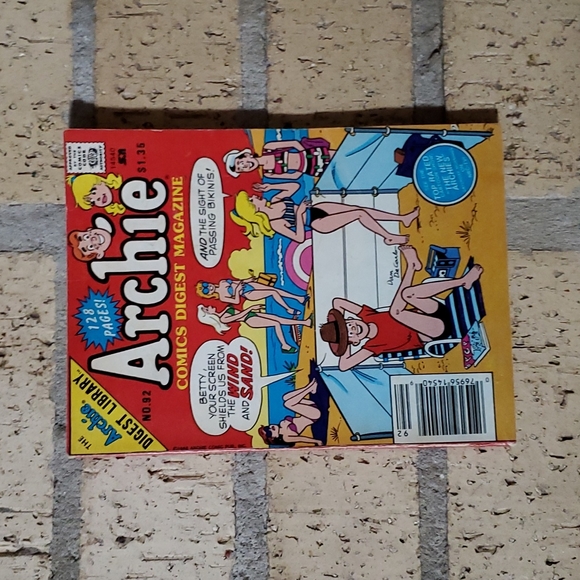 Archie Comics Digest # 92 - Picture 1 of 2